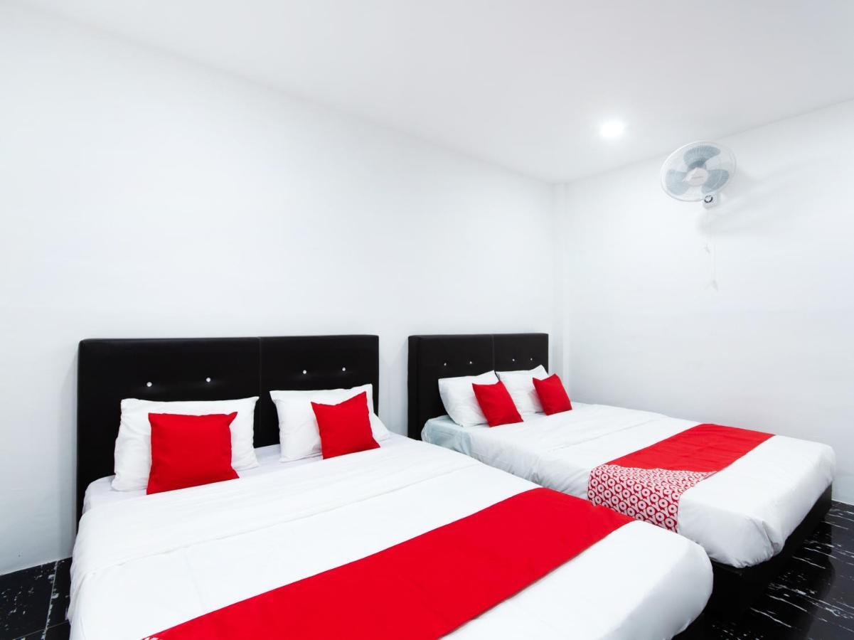 Oyo 44011 Weng Bee Guest House Kota Kinabalu Esterno foto