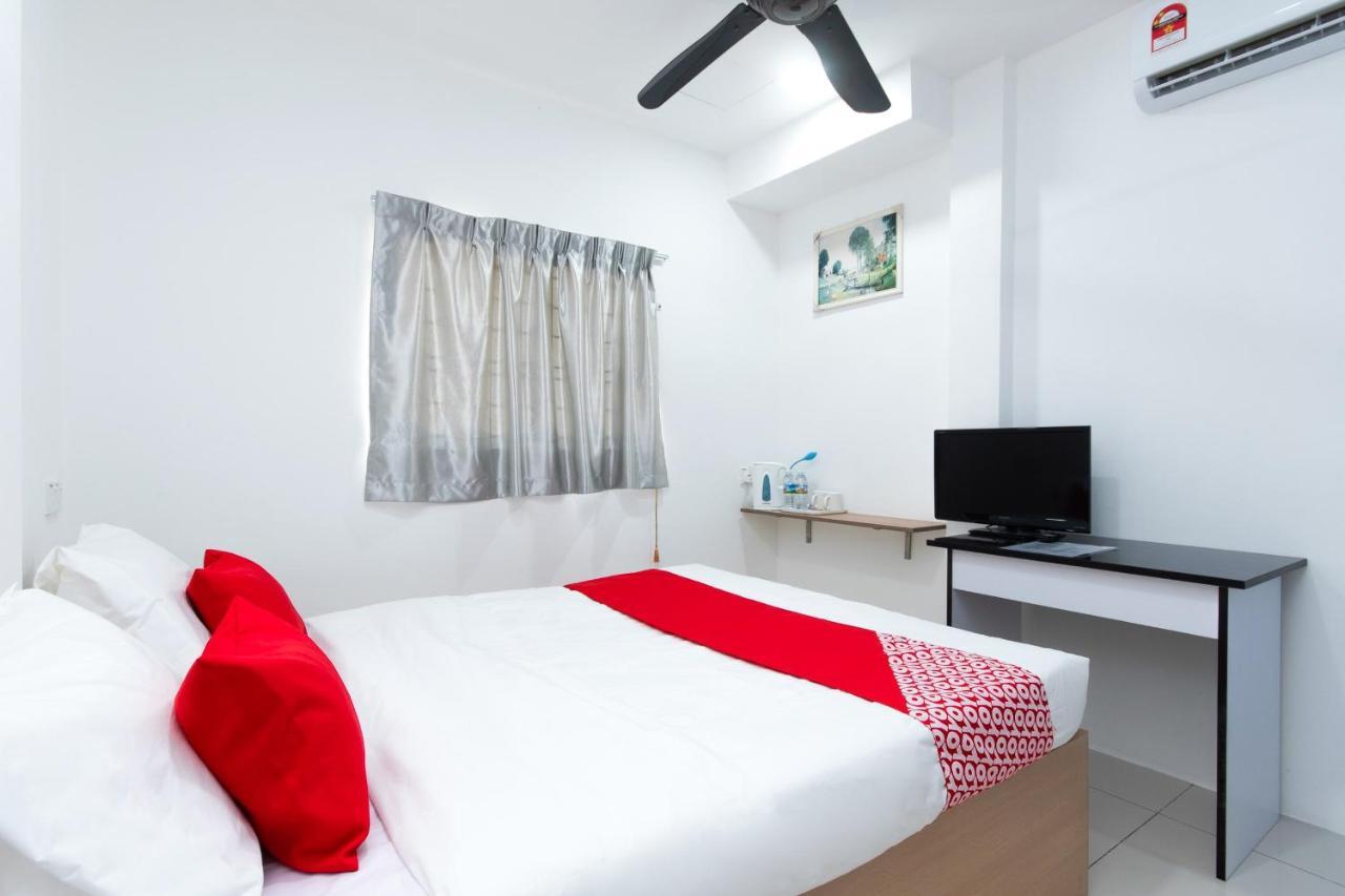 Oyo 44011 Weng Bee Guest House Kota Kinabalu Esterno foto
