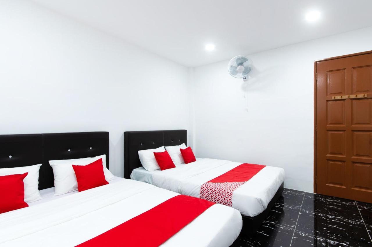 Oyo 44011 Weng Bee Guest House Kota Kinabalu Esterno foto
